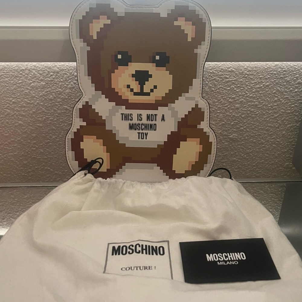 Moschino clutch Rare